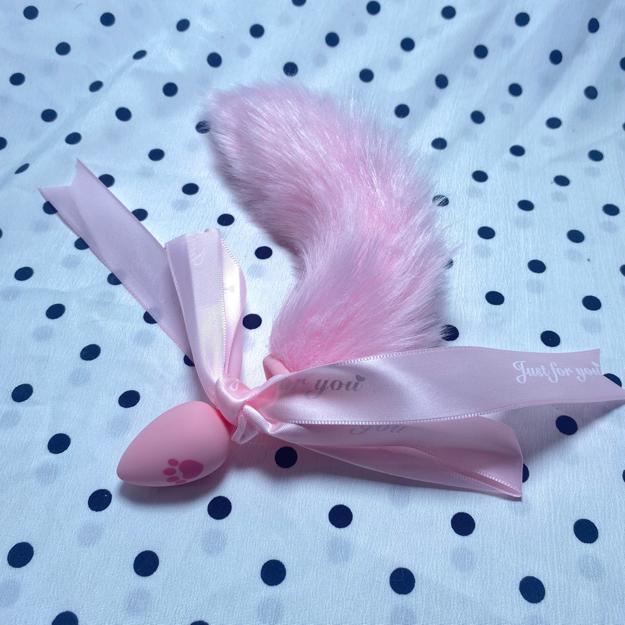 ปลั๊กทวารหนักสำหรับผู้ใหญ่ ปลั๊กหางยาวติดโบว์รูปผีเสื้อสีชมพู Pink Bow (Butterfly Knot) Long Tail